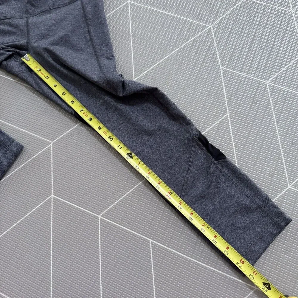 Lululemon Pace Revival Crop‎ Leggings Size 4 Gray & Black EUC